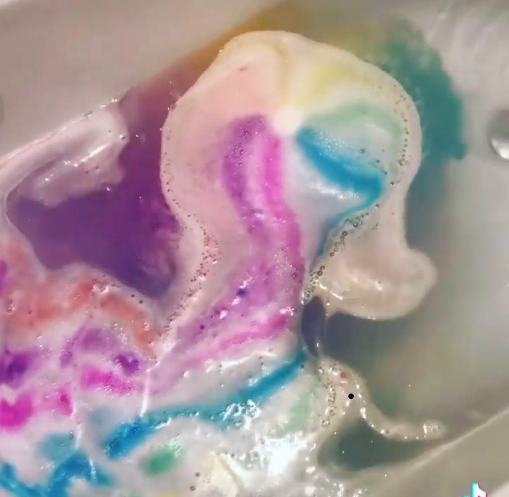 care bear shaped Bath Bomb