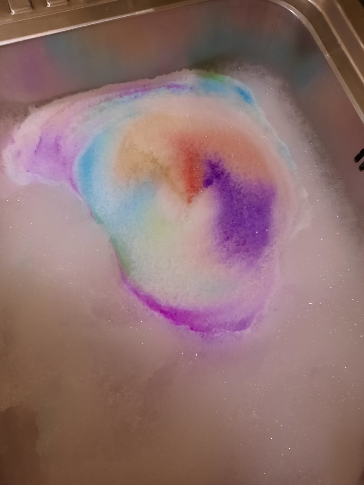 Sonic the hedgehog shaped Bayh Bomb